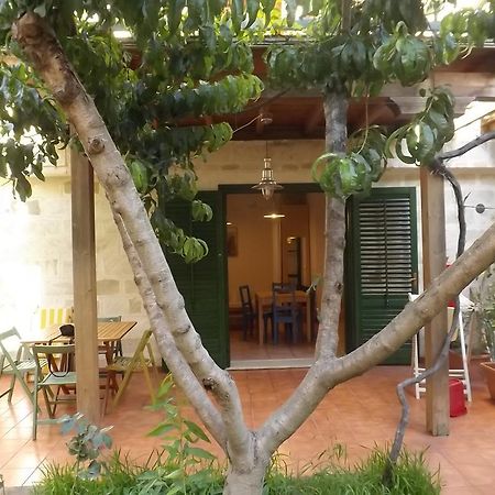 Il Giardino Ipogeo Apartment Favignana Luaran gambar