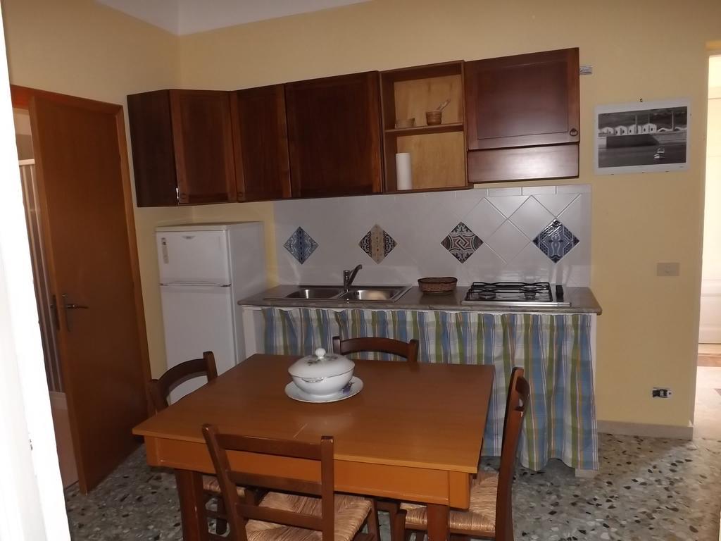Il Giardino Ipogeo Apartment Favignana Bilik gambar